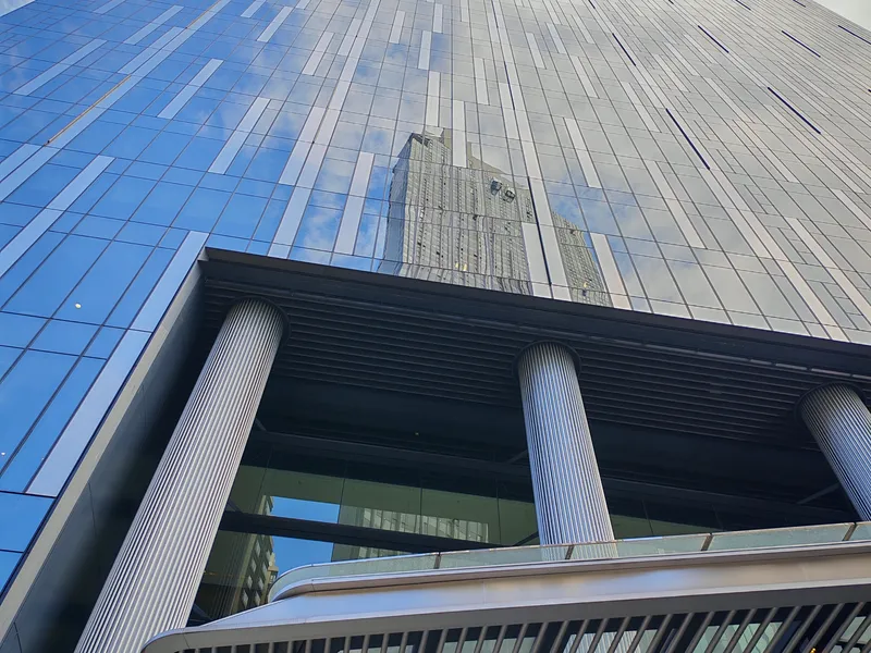 Equatorial Plaza, Golden Triangle — photo 13